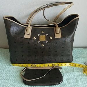 MCM TOTE BAG WITH POUCH and Bag Organizer